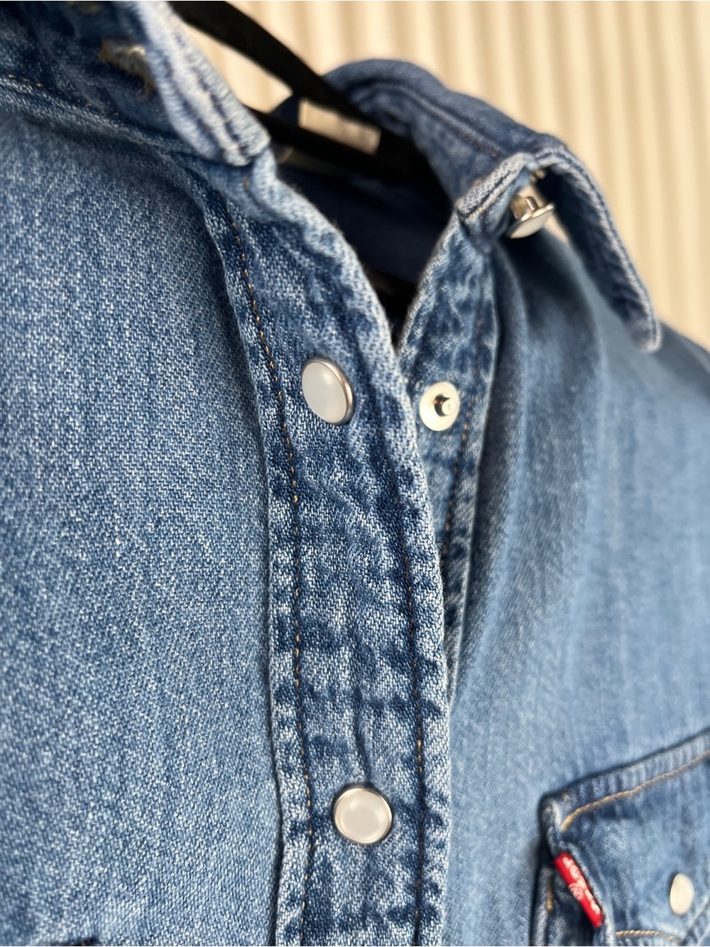 Levi's® Premium ICONIC WESTERN DENIM SHIRT - Picture 10 of 15